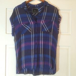 Rails muscle button up flannel shirt